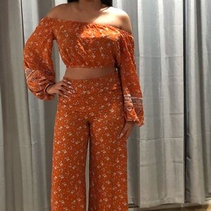 Forever21 plazo and crop top matching set 🍊